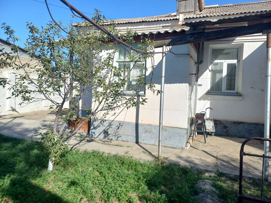 Продаётся дом с огородом