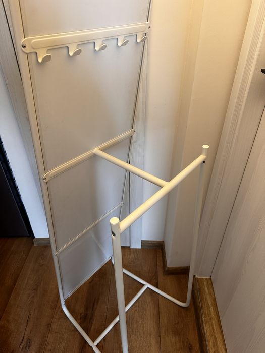 Oglinda IKEA knapper