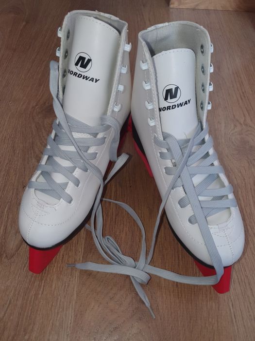 Коньки, 38 размер