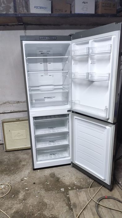 Продам холодильник