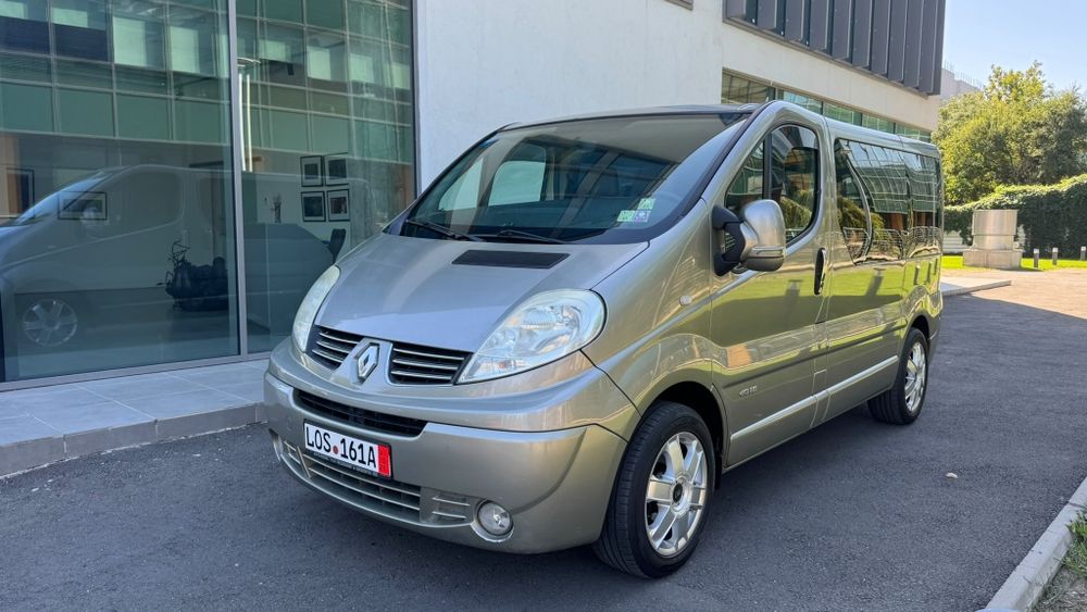 RENAULT Trafic