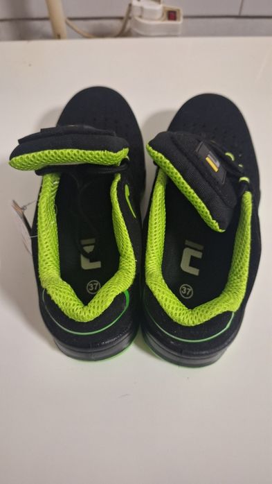 Pantofi de protectie HALWILL...