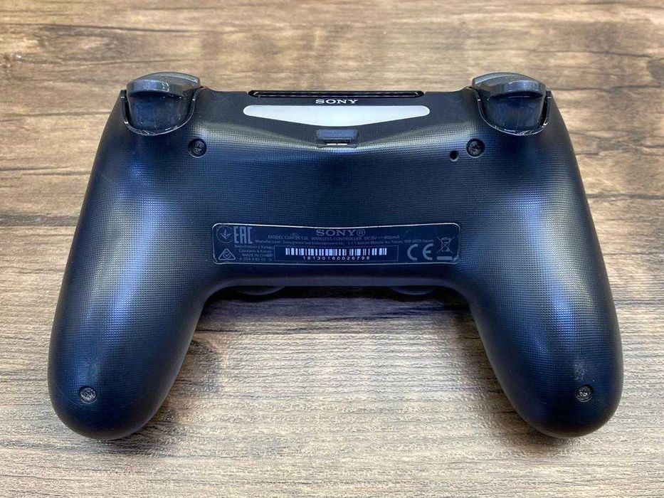 Оригинальный геймпад DualShock 4 для PlayStation 4