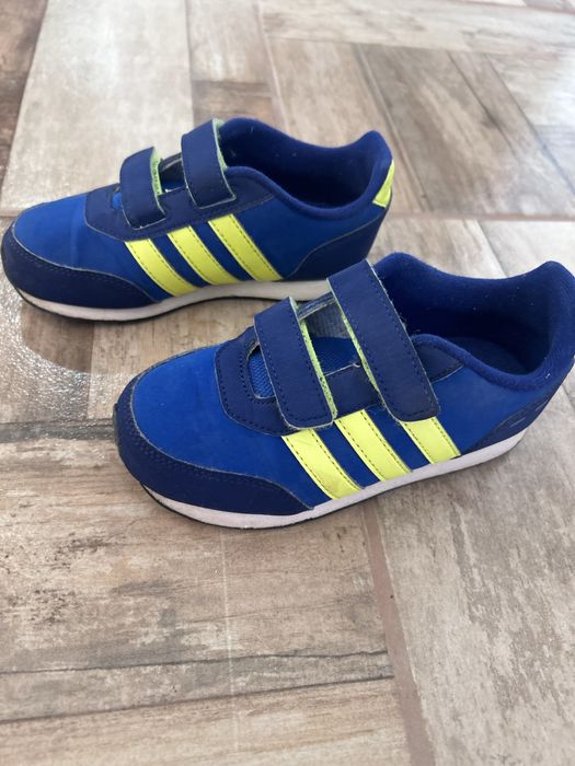 Детски маратонки адидас