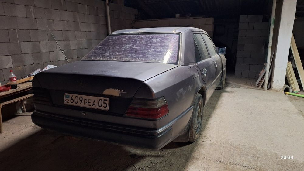 Мерседес бенс 124 200