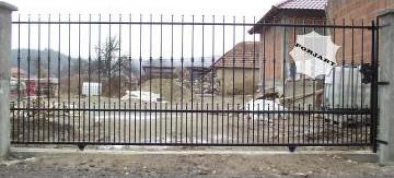 Vând garduri și porți din fier forjat