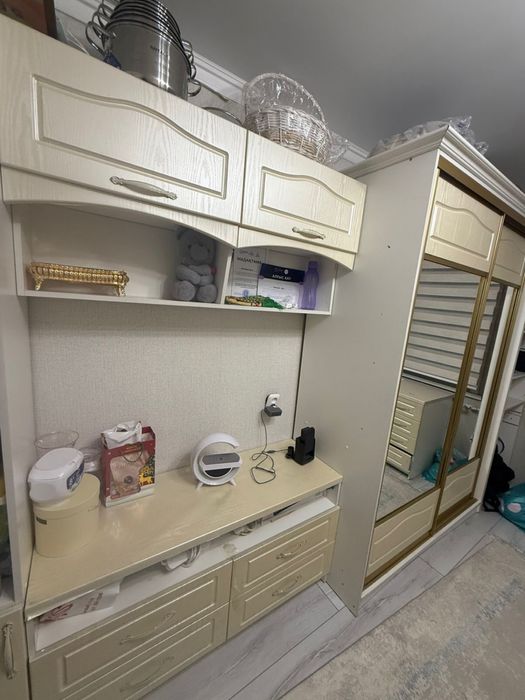 Продам кровать плюс мебель полностью