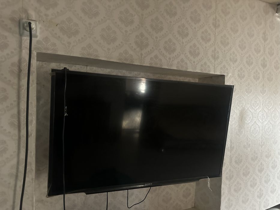 Продам телевизор LG