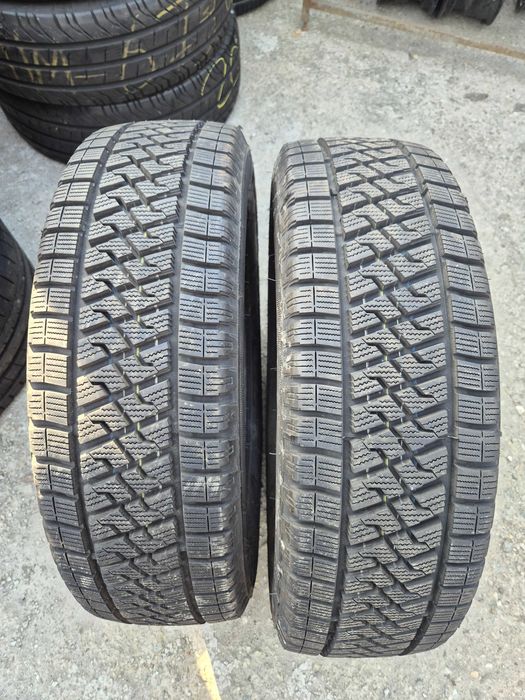 2 Anvelope M+S - 205/65/16C - LASSA - CA UNELE NOI - DOT 2024