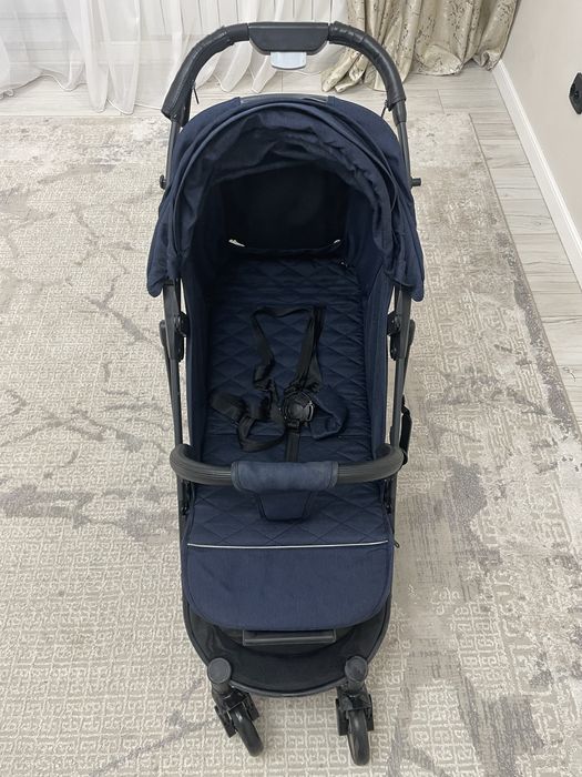 Продам детскую коляску