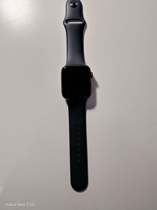 Продам Apple Watch SE, 44 мм.