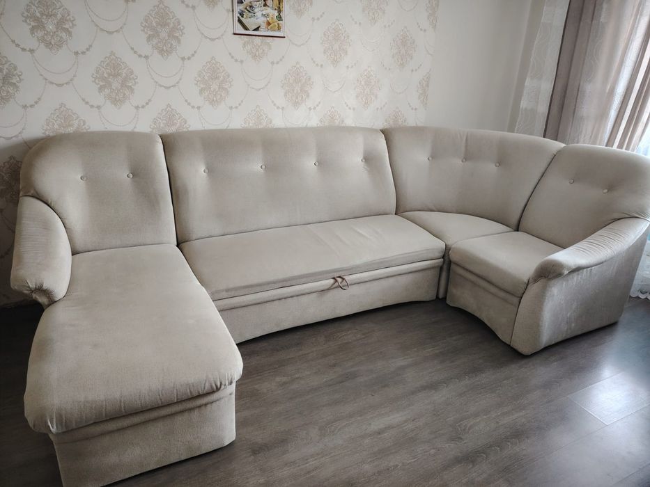 Диван угловой б/у