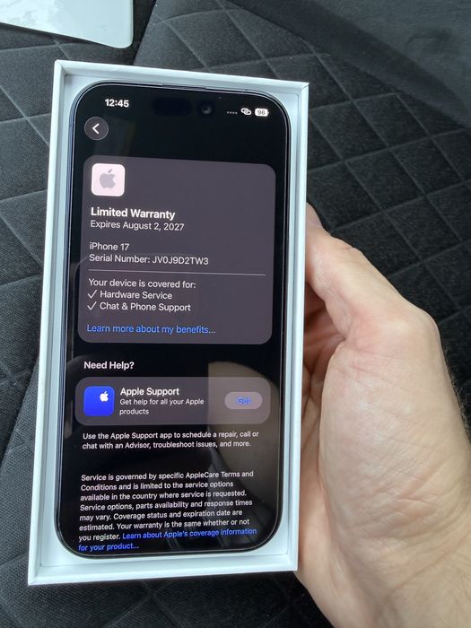Vand iphone 17 nou desfacut doar pentru activare