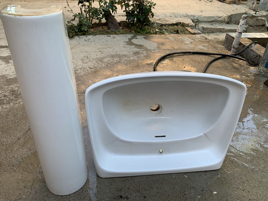 Раковина почти новая