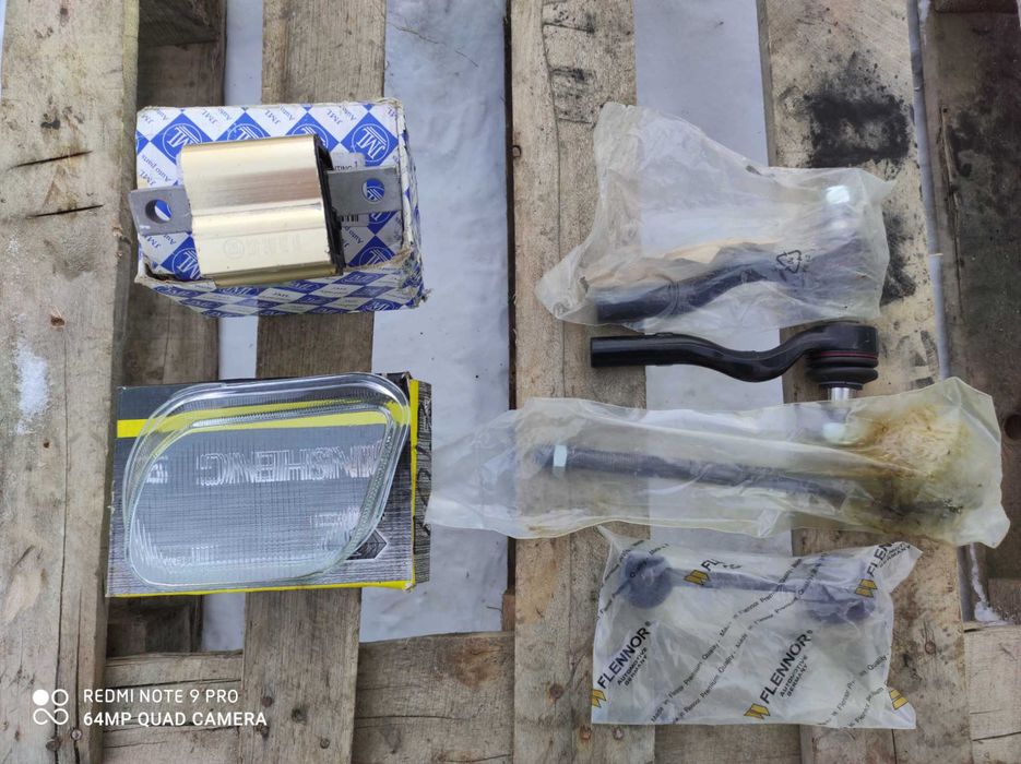 Продам на Мерседес W210 до рестайлинг