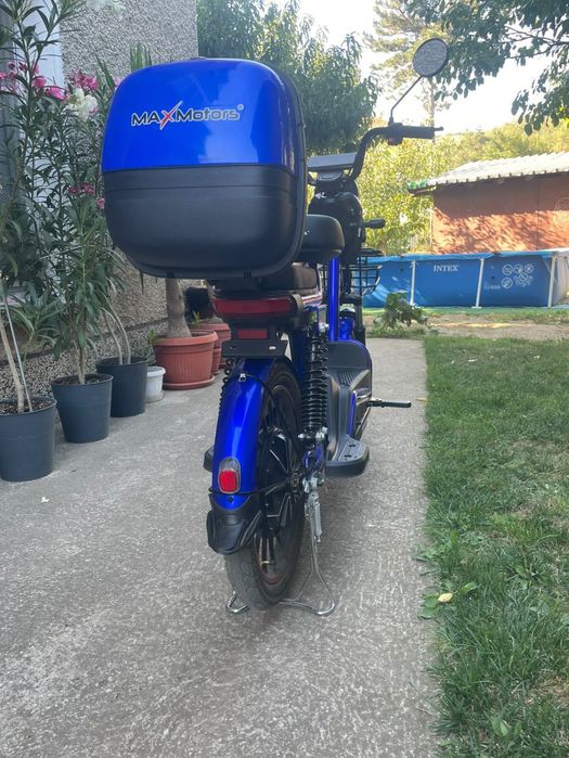 Електрически скутер / велосипед MaxMotors 2-местен