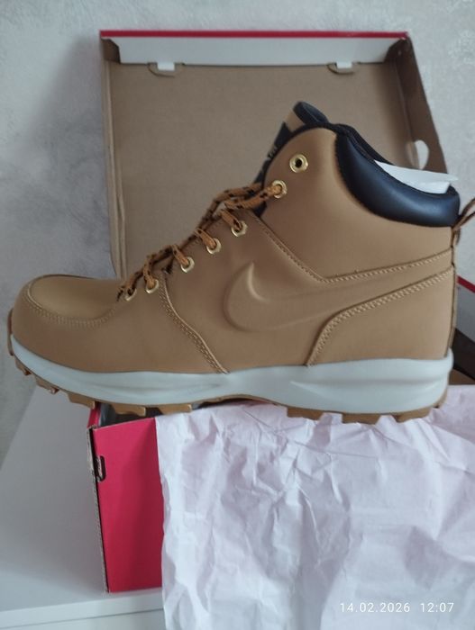 Зимни обувки  Nike Manoa Leather
Цвят: Haystack/Haystack-Velvet Brown