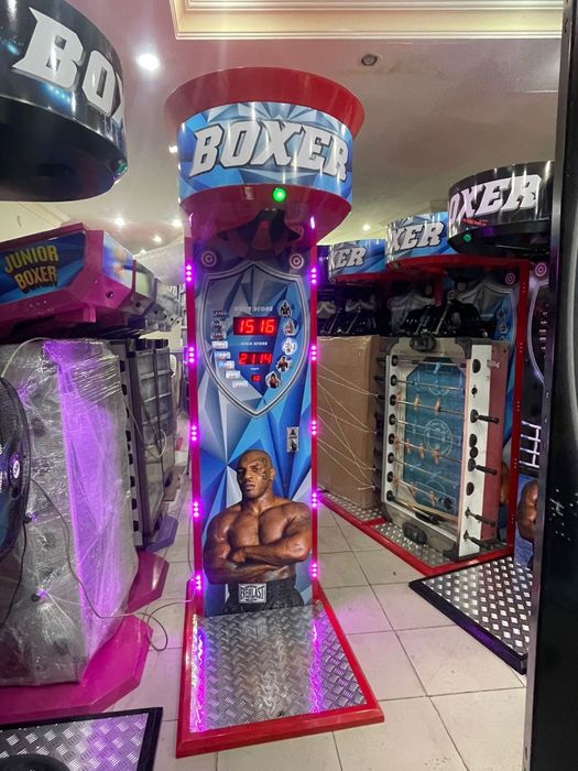 Производител на Електронни игри всякакви машини