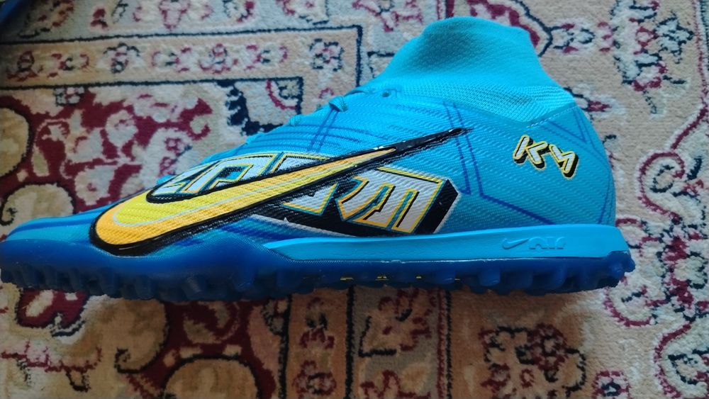 Продам сороконожки новые