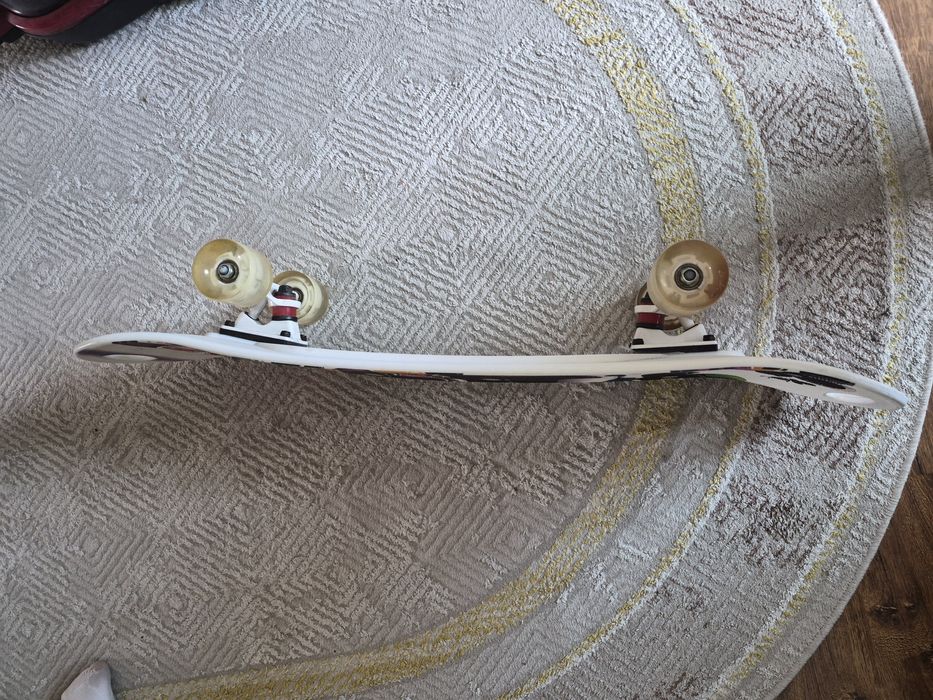 Продам скейтбоард