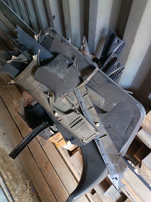 Тойота Карина Е запчасти