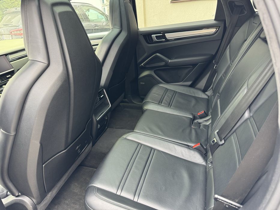 Porsche Cayenne Coupe, istoric fara daune