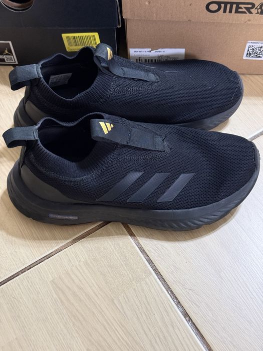 3 perechi pantofi sport pt. baieti