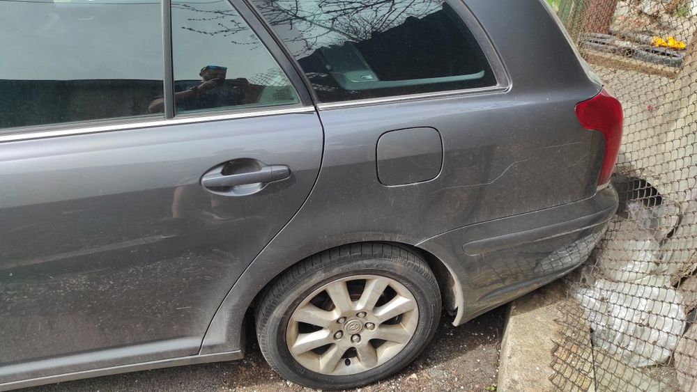 Toyota Avensis 2.2 d-cat 177