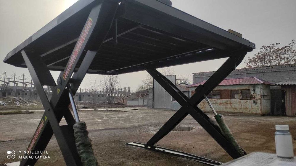 «Два авто на одном месте: Двухуровневая парковка от производителя»