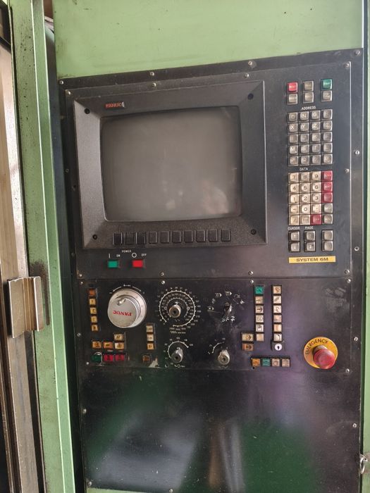 CNC фреза металообработваща машина