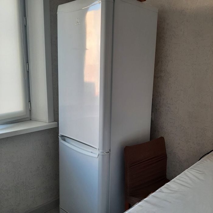 Продается холодильник