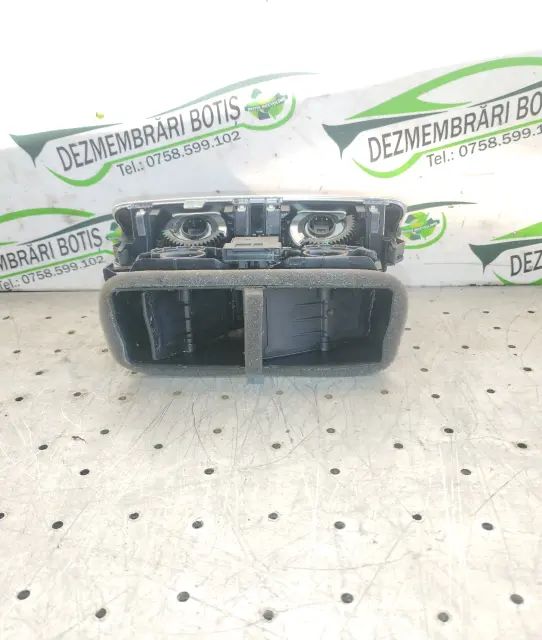 Grila ventilatie Centru spate Audi A6 2011