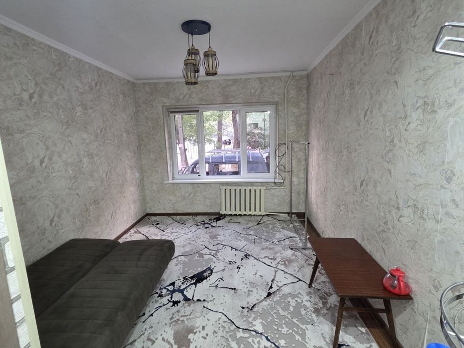 Буз базар бывшее общежитие 1/1/4