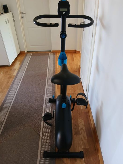 Se vinde bicicletă statică ca nouă