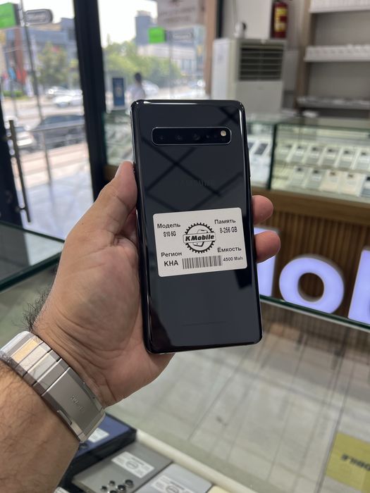 Продается (Nasiya-Вариант-Рассрочка) Galaxy S10 5G в отличном сост