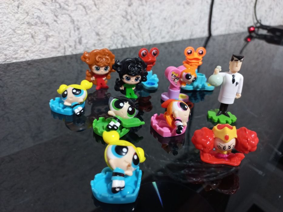 Киндеры из разных коллекций