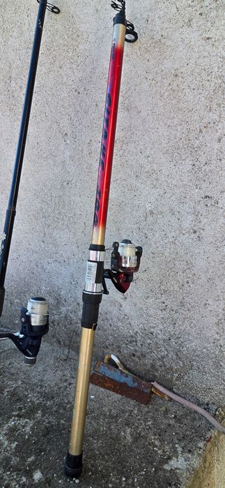 Въдици с макари 2 броя