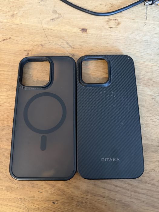 2 Huse iPhone 15 Pro Max – Pitaka MagEZ Case Pro 4 + Husă MagSafe