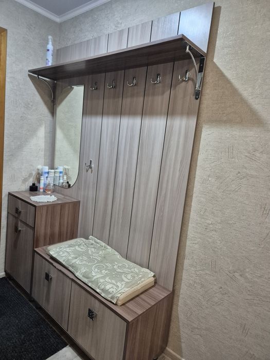 Продам Прихожую бу