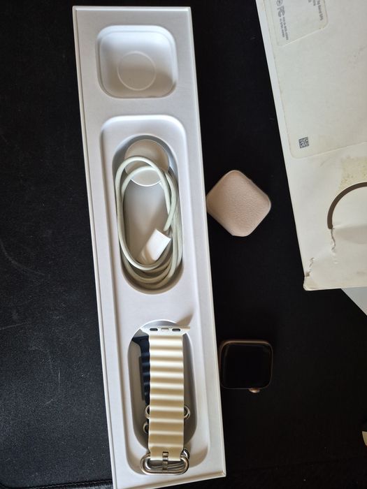 Продам Apple watch 5 series 40mm