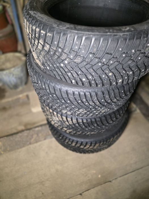 Continental IceContact 3 215/55 R17 98T (Extra Load)