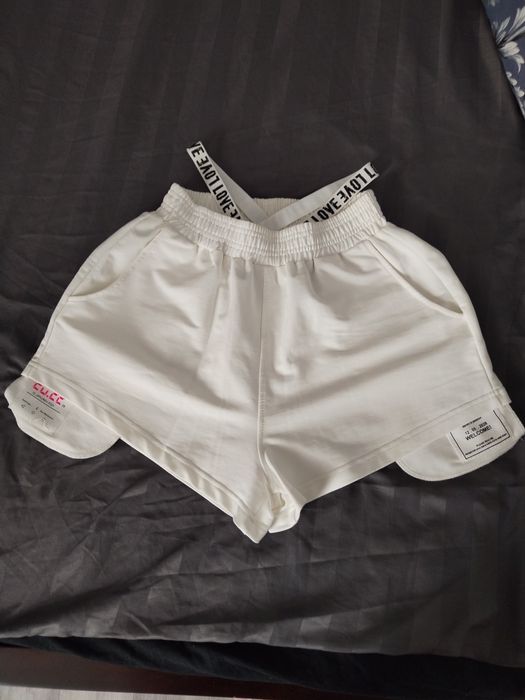 Летние белые шорты