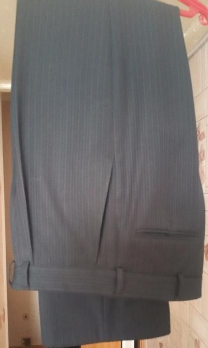 Продам  хороший костюм