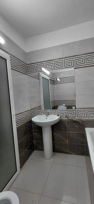 Închiriez garsonieră la casă