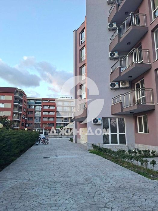 Продава се Двустаен апартамент в к.к. Слънчев бряг - 52 кв.м за 967 €/кв.м - Снимка #9