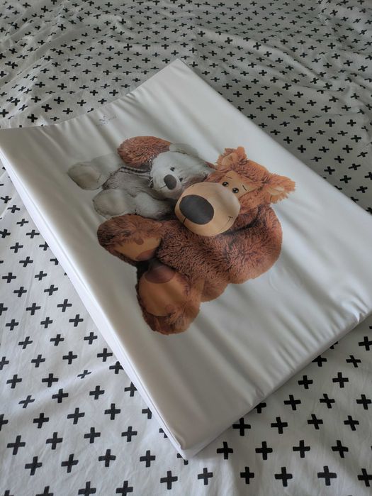 Подложка за повиване на бебе