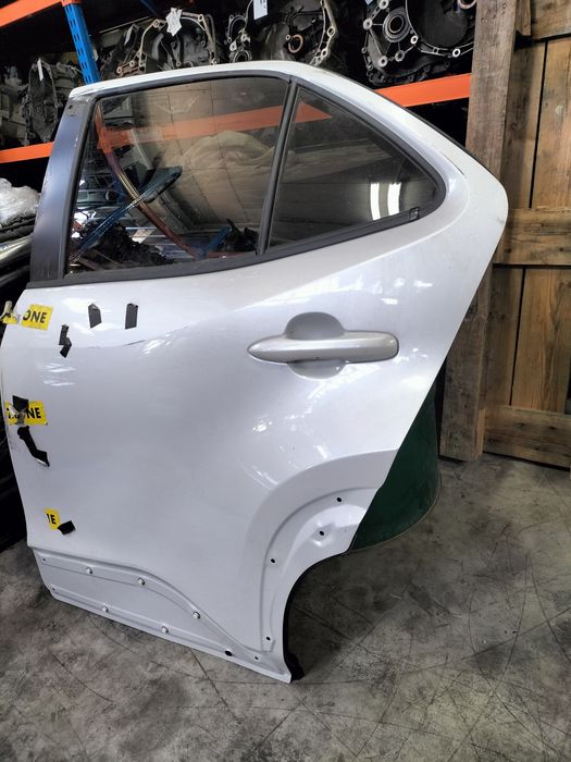 Задна лява врата Toyota Yaris Cross / Тойота Ярис Крос 2024г.
