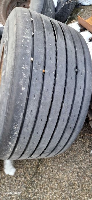 Гуми джанти Mega полуремарке камион