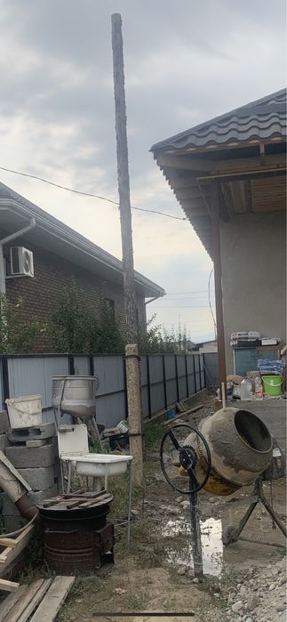 Продаю столб деревянный