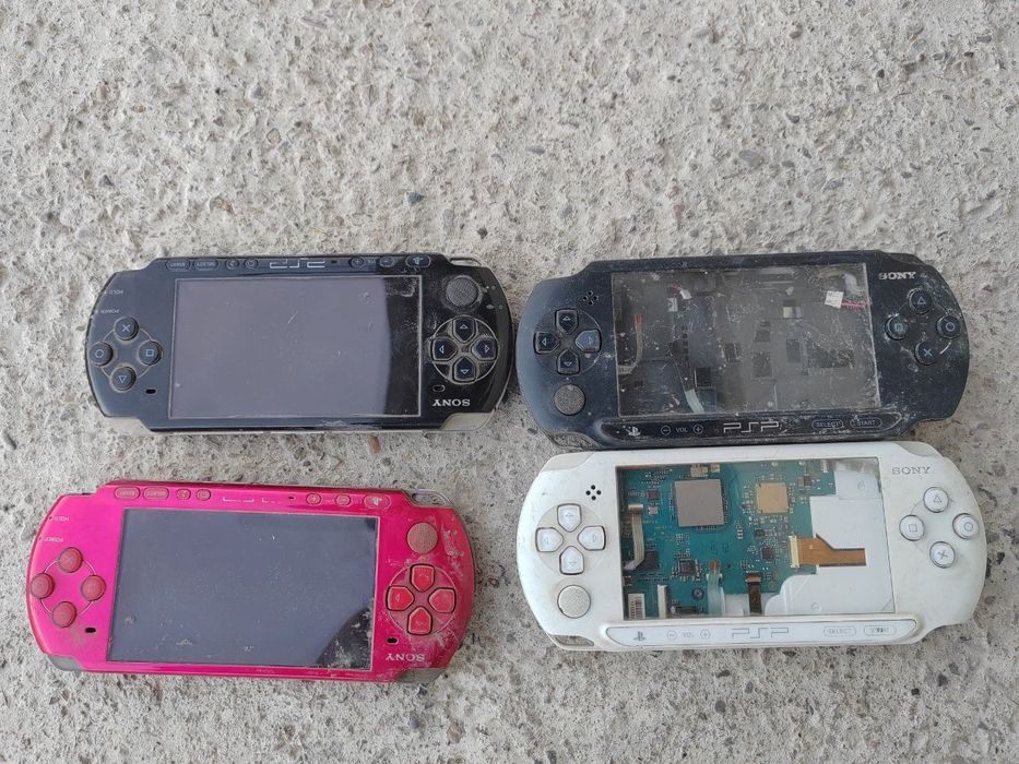 Продаю Psp на запчасти